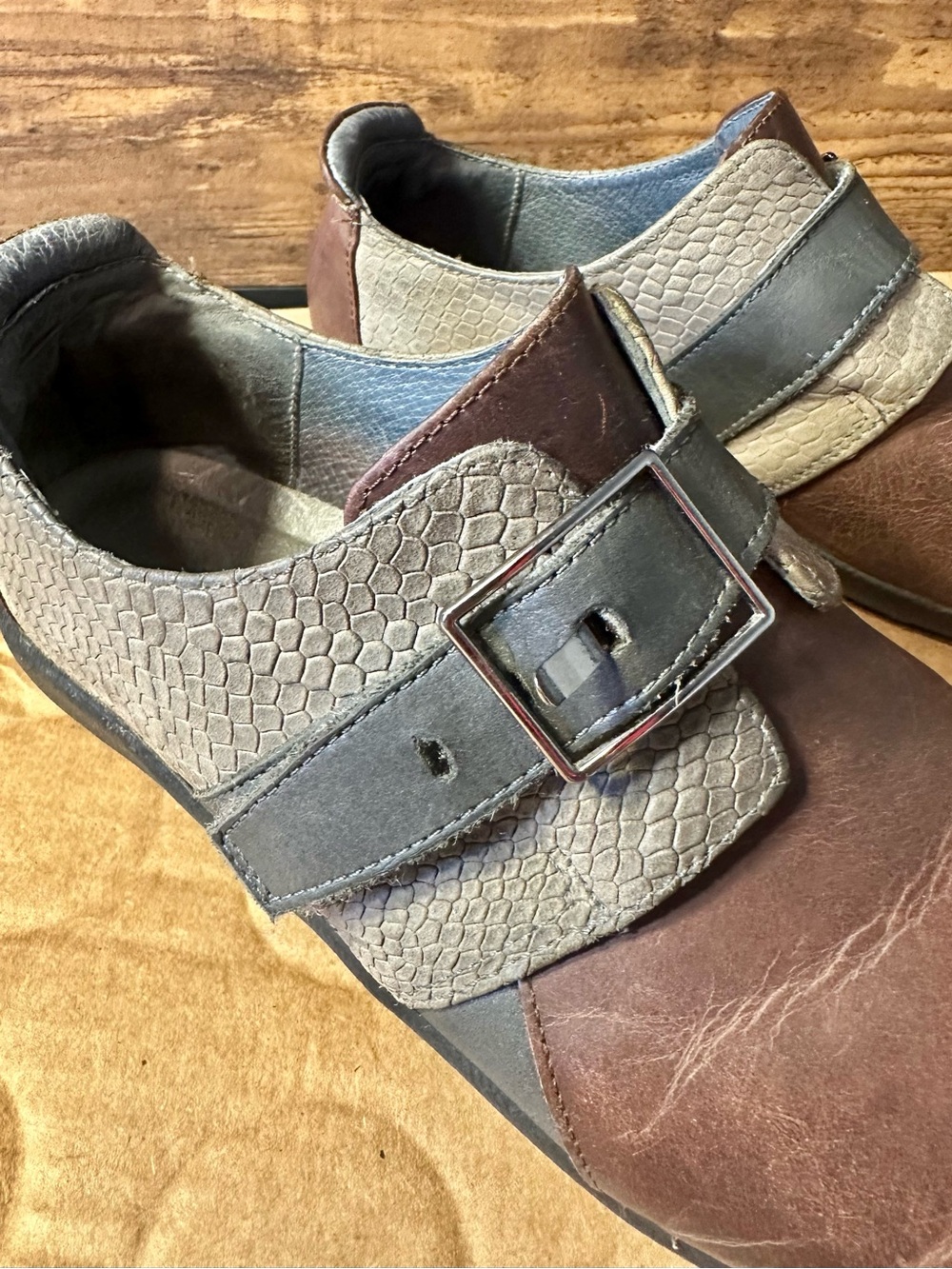 Naot w6 tri-color Leather Comfort Shoes Brown/Gray/taupe Buckle Women’